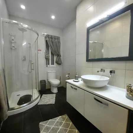 Cozy Rooms - Great Bus Connections - Free Parking Mosta Exterior photo
