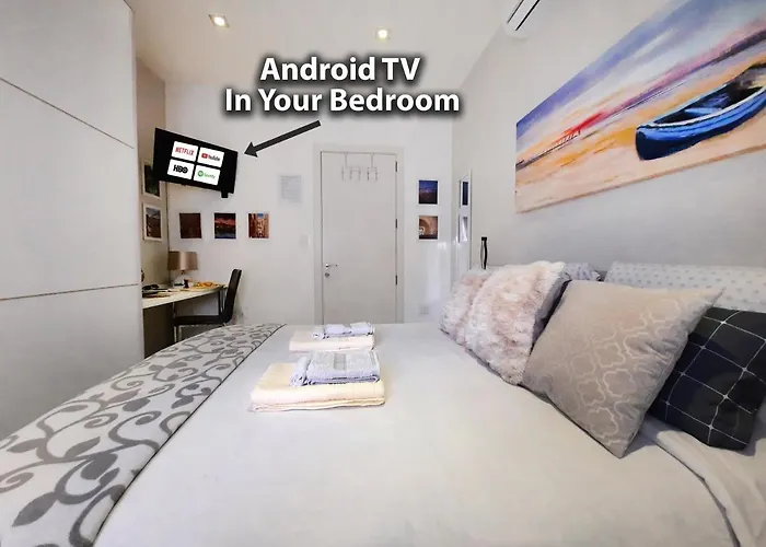 Cozy Rooms - Great Bus Connections - Free Parking