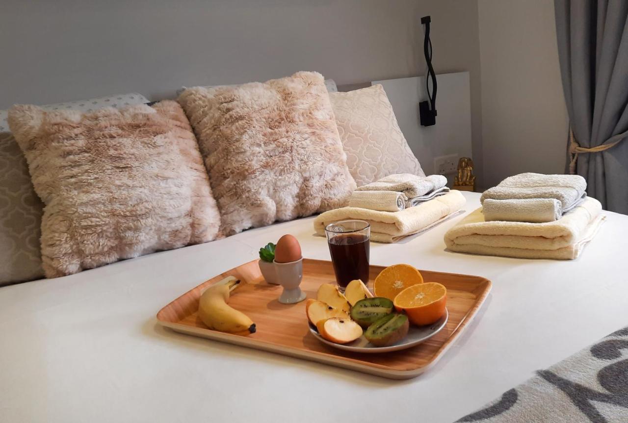 Homestay Cozy - Great Bus Connections - Free Parking *
